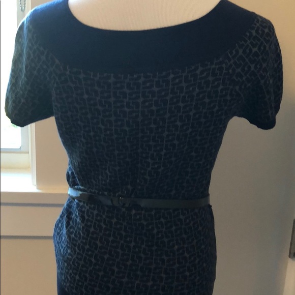 Lamb knit sweater top and belt - Picture 4 of 7